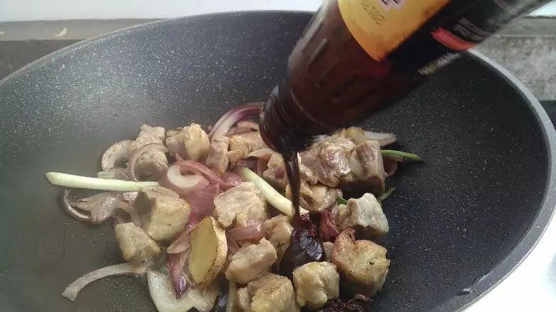 天冷了,燉一鍋熱乎乎的番茄燉牛腩!