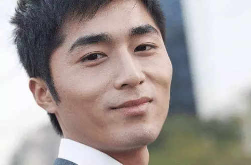 結婚兩年未孕老公和我離婚,走出民政局我跟前夫說句話,他愣住了