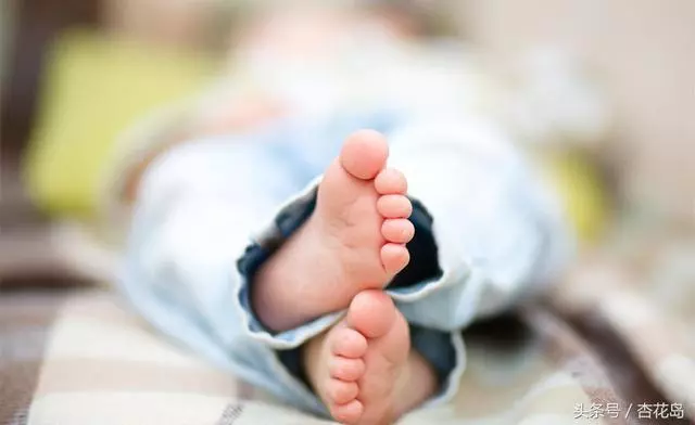 小孩子晚上睡覺打呼嚕正常嗎?這3點家長應注意