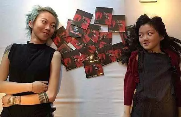 李嫣經過3次手術後,嘴唇恢復,李亞鵬開心分享李嫣最新正面照!
