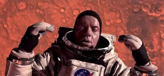 人類完全暴露在太空會怎樣?科學家:體液會沸騰 有真實案例!