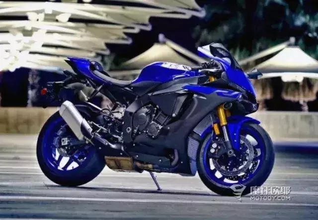 山葉R1的三款車型中,哪個版本更強更兇悍?