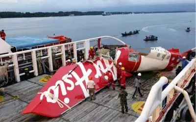【印尼客機墜海】4年前同一海域墜機 162人喪生 !