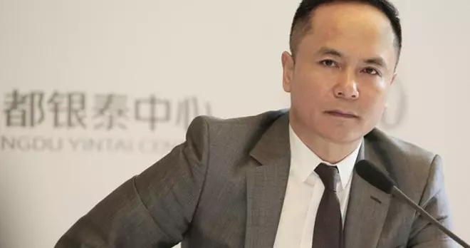他為事業賣命吐血休克 1千元翻身成300億富豪!