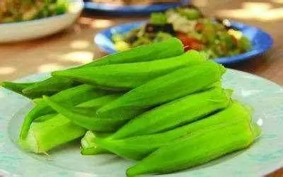 秋葵號稱「植物黃金」,營養師:說吃秋葵能抗癌,其實是騙人的