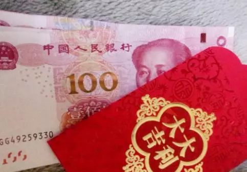今年打算陪婆婆過年,我爸突然生病趕回娘家,婆婆舉動讓我感動