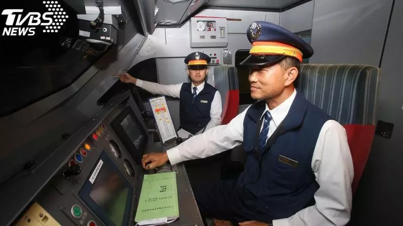 賴清德提「退休司機支援雙駕」 司機員嗆:頭殼壞掉!