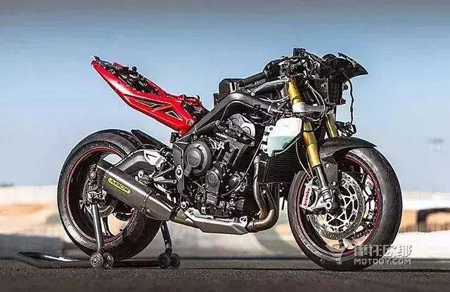 帝國餘暉:簡評凱旋Daytona675