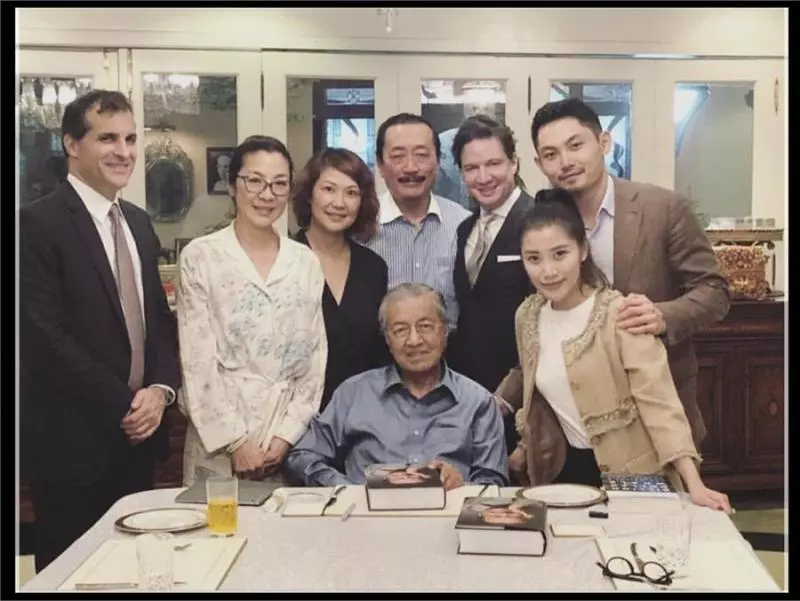 馬來西亞的大人物和富二代齊聚一堂,預示一件大事要發生?