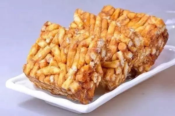 小時候愛吃的沙琪瑪原來是這麼做,輕鬆幾步就還原