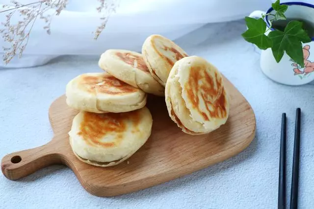 餅我家就愛這樣吃,2天吃一次不算多,做法簡單,連皮都酥的掉渣
