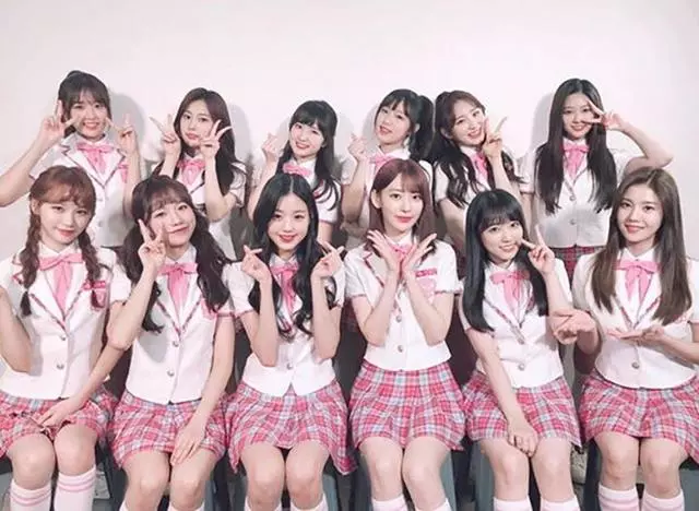 IZONE出演《IDOL ROOM》,宮脅咲良上演看面相,猜血型的好戲!