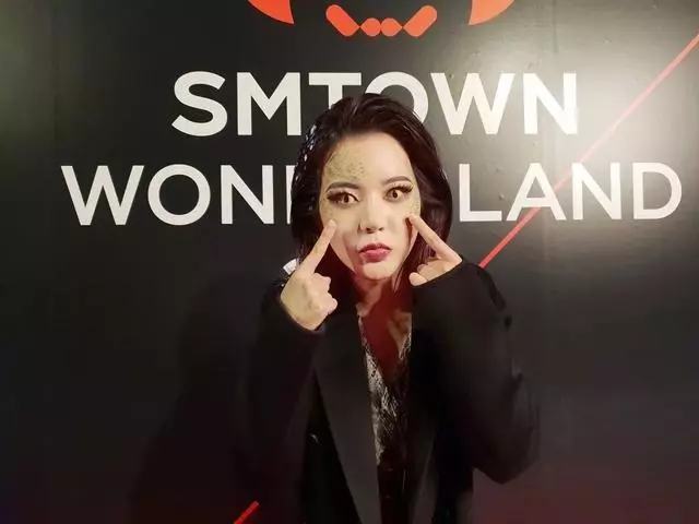 去年為扮鋼鐵俠花光存款的朴燦烈,今年缺席了SM萬聖節派對