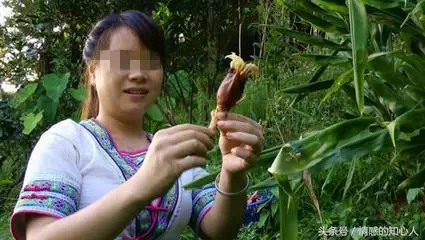 大姑子回娘家坐月子,我照顧她,她對鄰居說的一番話,蒙了