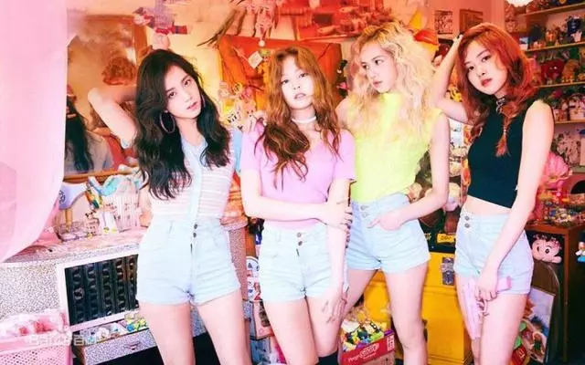 同為公司主推,TWICE與BLACKPINK,誰會走得更遠?