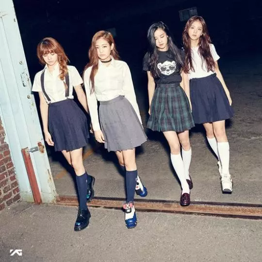 同為公司主推,TWICE與BLACKPINK,誰會走得更遠?
