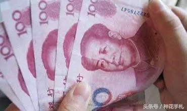 分家產時,婆婆讓妻把房給哥,她不同意,半年後不淡定了