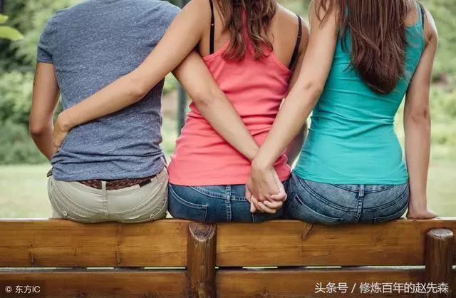 離婚前晚,妻子跟我通宵聊天,聽完妻子的話,我流下愧疚悔恨的淚