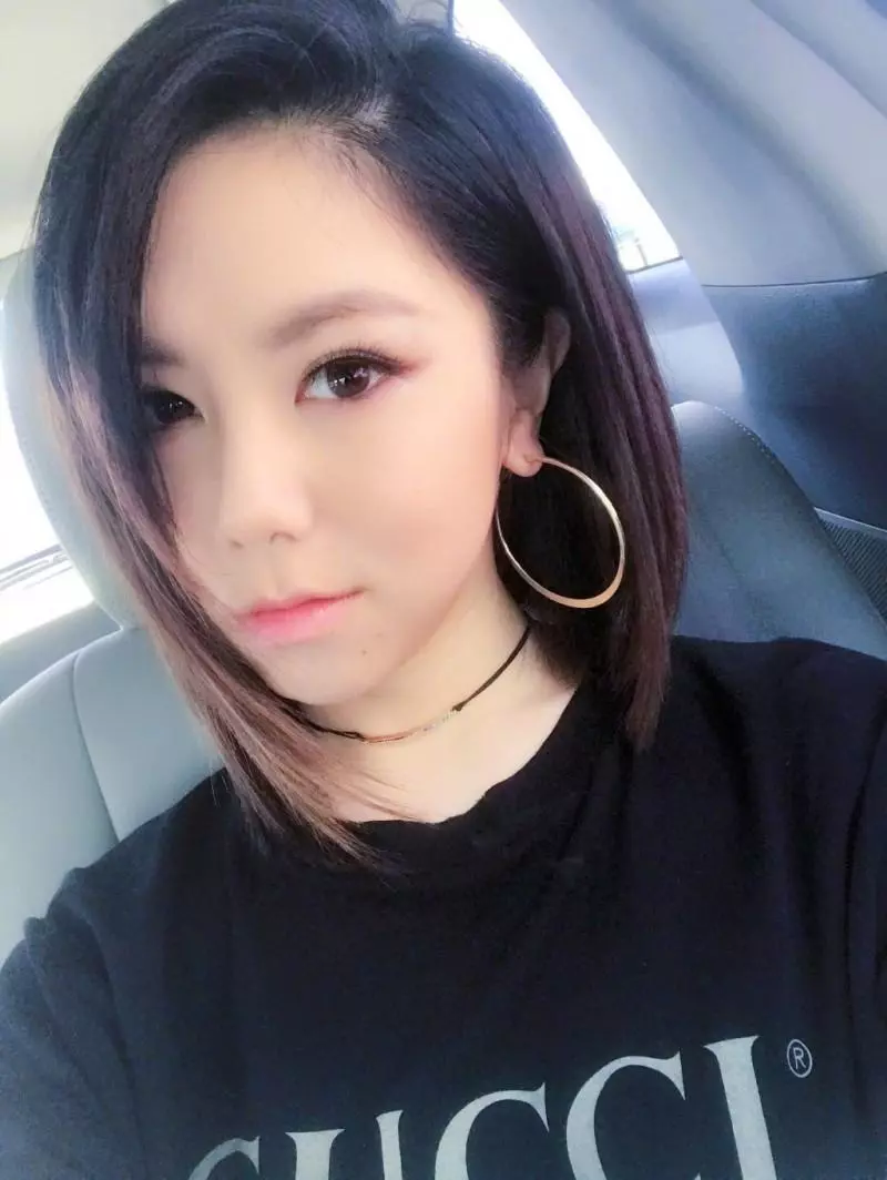 鄧紫棋攜男友現身,富三代男友來頭不小, 外公曾娶關之琳為妻!
