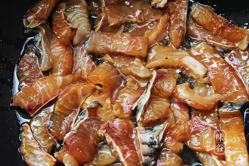 燒魚我喜歡這做法,簡單易做,只需放入它,味道鮮美還入味