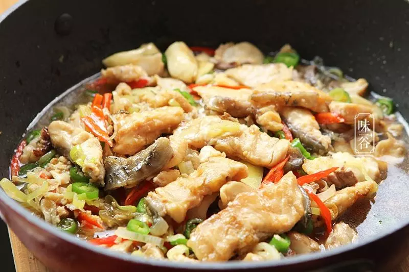 燒魚我喜歡這做法,簡單易做,只需放入它,味道鮮美還入味