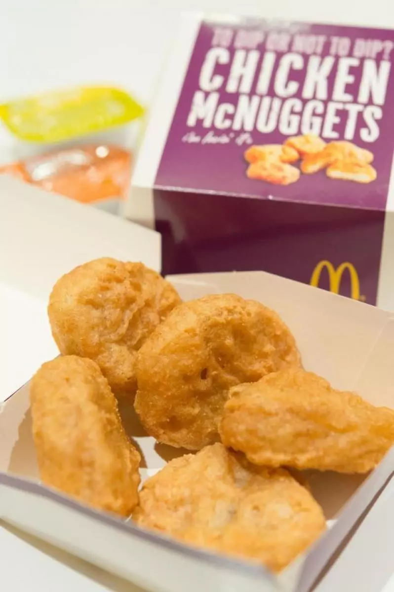 McD 和 KFC 11月促銷!一片Nuggets只需RM1!一定要去吃啊!