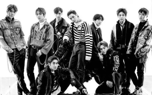 EXO為愛麗逆應援,承包SM公司超大廣告屏,是時候宣布戀情了!