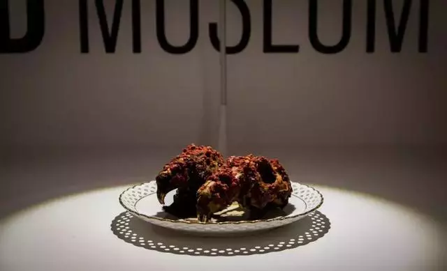 噁心食物博物館開館!80種令人不適的食物讓人印象很深刻……