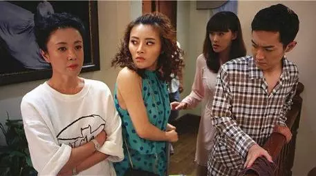接婆婆進城過節,飯桌上的話氣得我直接趕人
