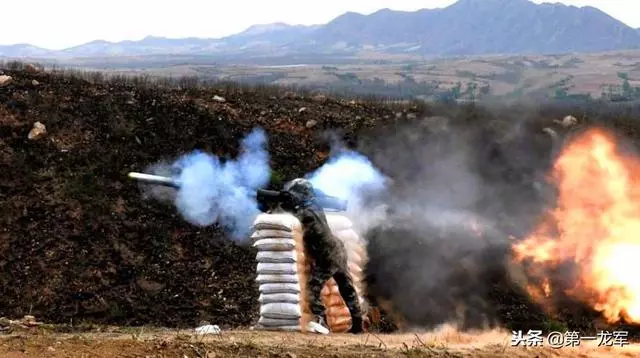 不再畏首畏尾,此種武器我軍人手一支,火力兇悍堪比榴彈炮