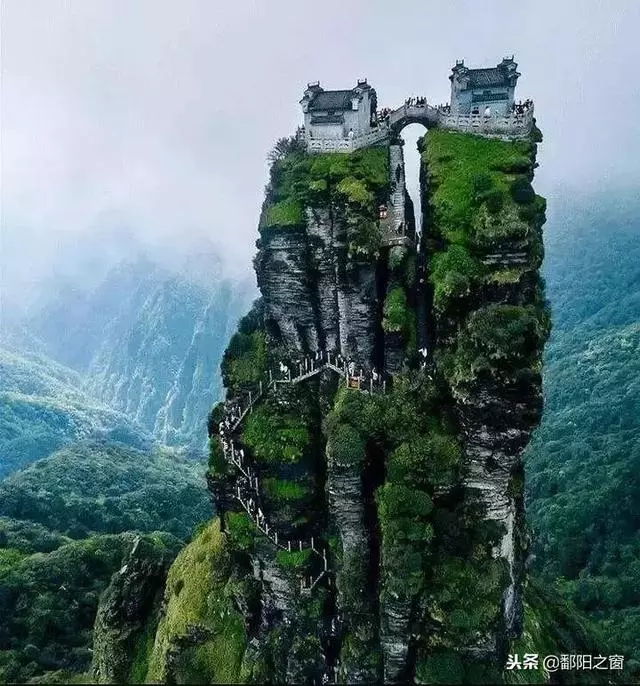貴州:梵凈山歷經了14億年,是世界遺產,唯一保存完好的原始綠洲
