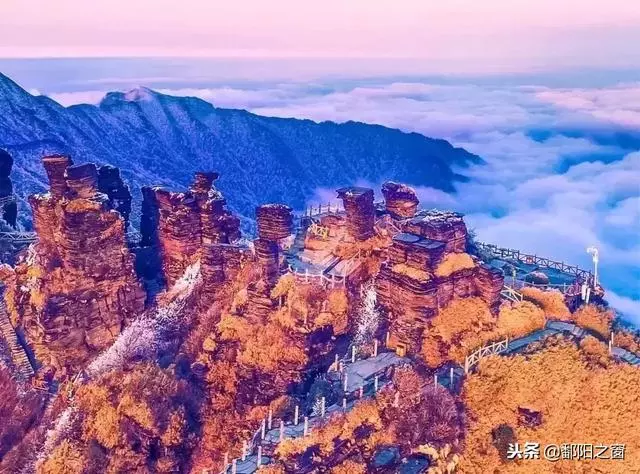 貴州:梵凈山歷經了14億年,是世界遺產,唯一保存完好的原始綠洲