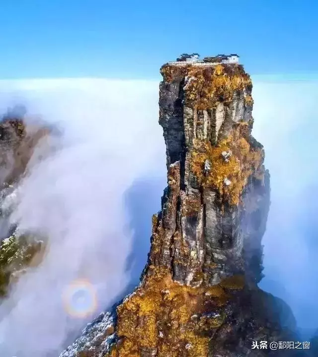 貴州:梵凈山歷經了14億年,是世界遺產,唯一保存完好的原始綠洲