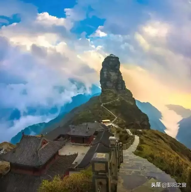 貴州:梵凈山歷經了14億年,是世界遺產,唯一保存完好的原始綠洲