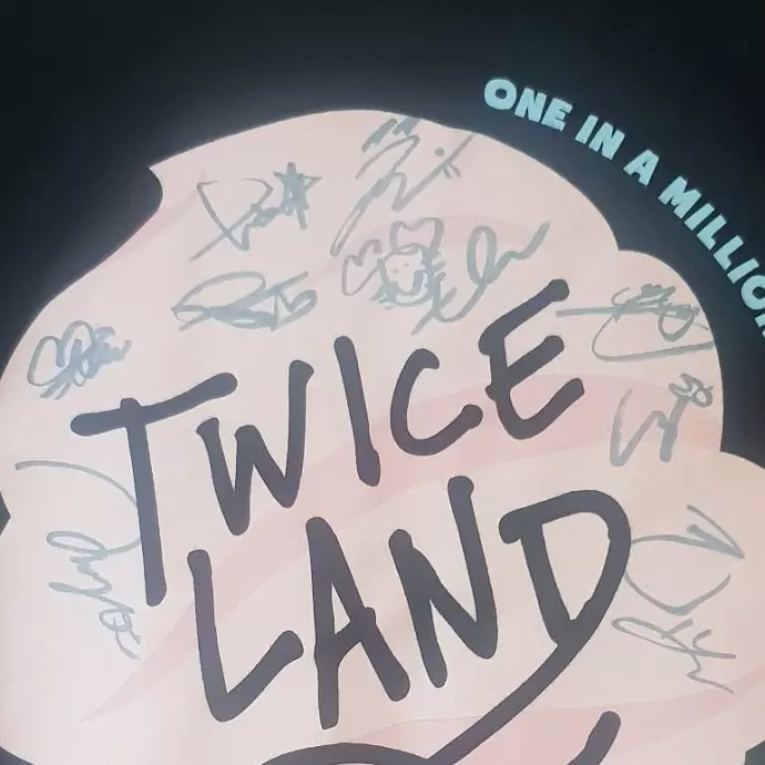 [TWICE][新聞]181103 無法阻攔的興富者！TWICE「認哥」新曲舞台首次公開