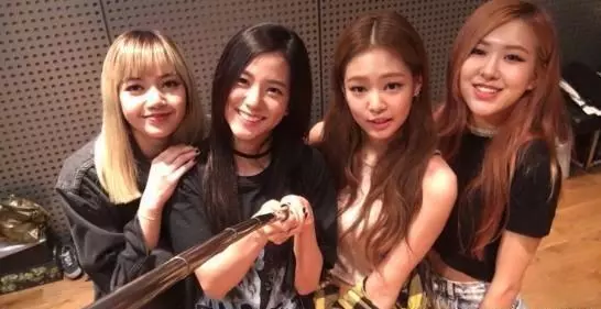 「粉墨團」BLACKPINK:你被她們「圈粉」了嗎?