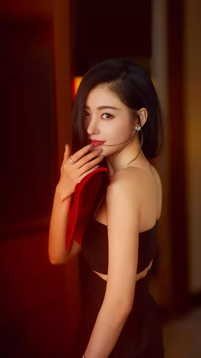 新婚夜老婆卻不讓碰,我狠揍她,老婆說出原因,我怒扇我媽一巴掌