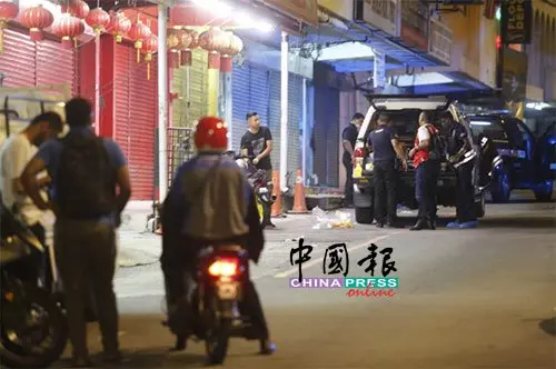 吉隆坡:華裔精神病漢疑因一言不合,以神龕猛擊露宿者致其喪命!