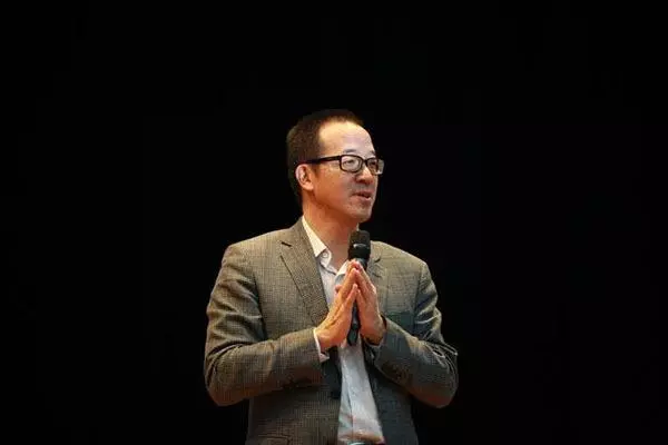 俞敏洪:我整整花了10年從自卑走向自信