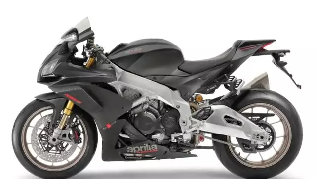 2019 阿普利亞 RSV4 Factory 1100 超跑 新配色、新引擎 細節鑑賞