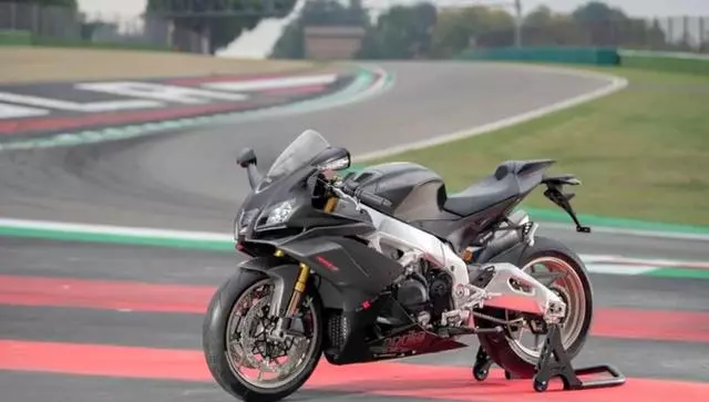 2019 阿普利亞 RSV4 Factory 1100 超跑 新配色、新引擎 細節鑑賞