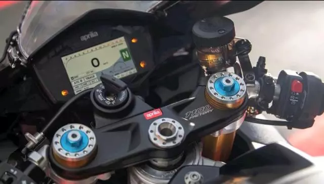2019 阿普利亞 RSV4 Factory 1100 超跑 新配色、新引擎 細節鑑賞