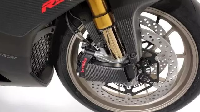 2019 阿普利亞 RSV4 Factory 1100 超跑 新配色、新引擎 細節鑑賞