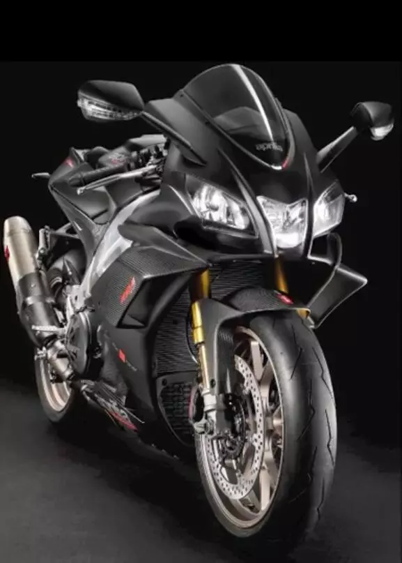 2019 阿普利亞 RSV4 Factory 1100 超跑 新配色、新引擎 細節鑑賞