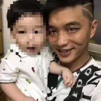 扯!台灣鱷魚王轉送廈門 遭中國遊客砸爆頭流血