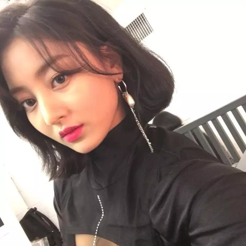 [TWICE][新聞]181104 《CHEER UP》MV點擊量突破3億！第三首破3億MV達成