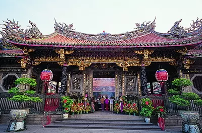 網友公認台灣「最靈驗的10間廟」排行榜！大甲鎮瀾宮還擠不進前三名，原來第一名是...
