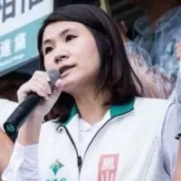 桃園復興鄉)天冷瘋泡湯!羅浮溫泉泡腳池人氣…越冷越熱