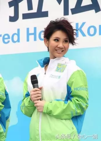 鄭少秋女兒胖回90公斤,稱不再減肥,此前的照片讓無數男人心動!