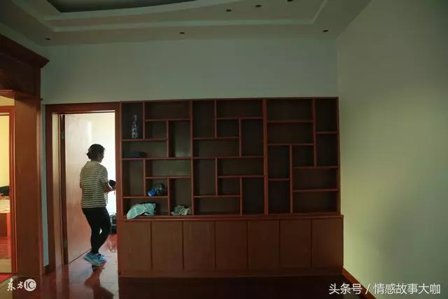 婆婆,我有錢不是你兒子有錢,你跟我要的30萬,必須給我打借條